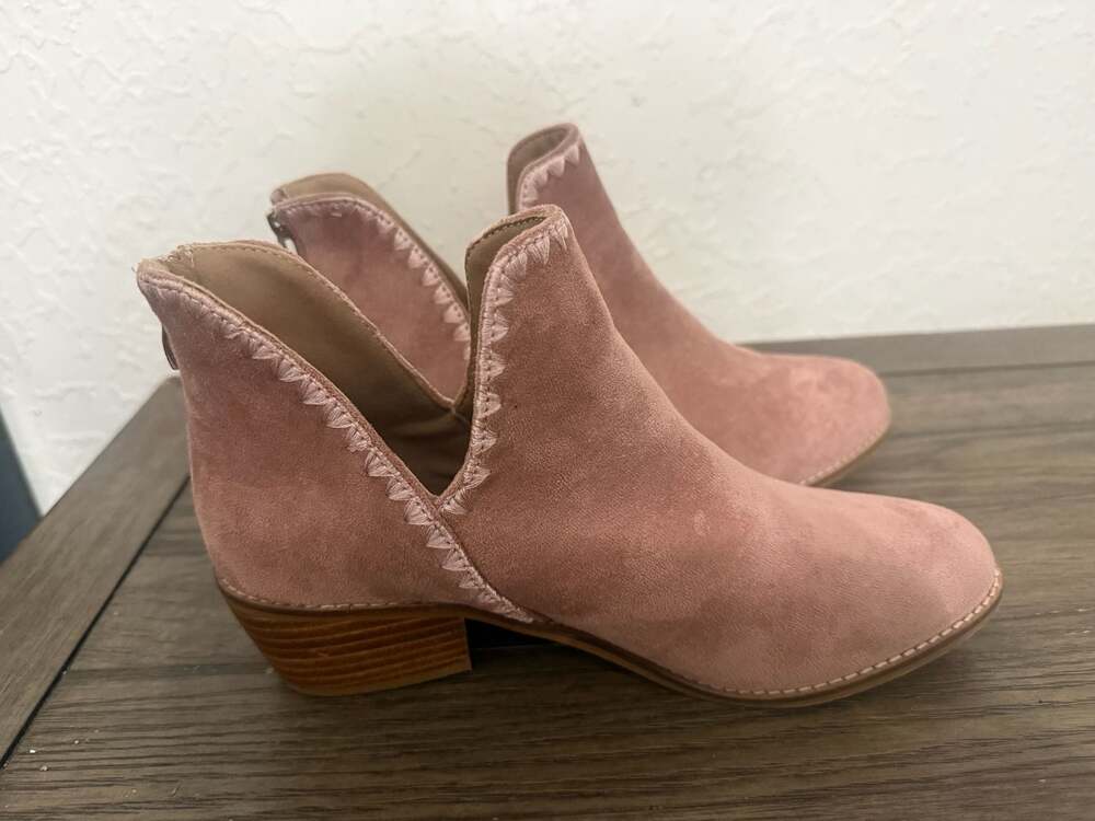 Hey Girl by Corkys Spice It Up Blush Faux Suede Booties